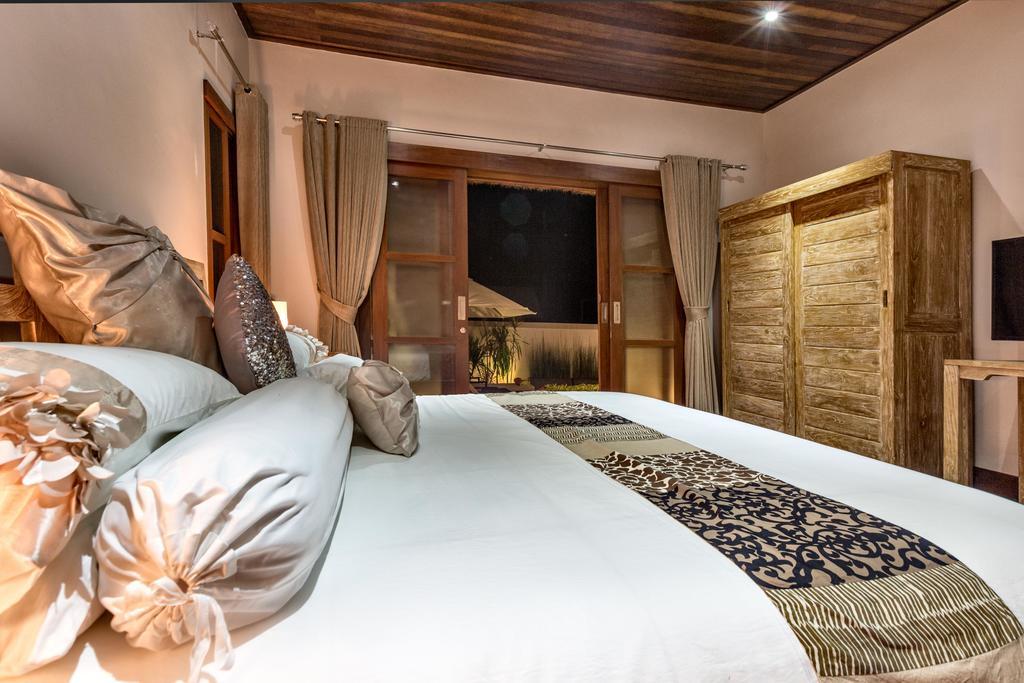 Villa Agung Lembongan Extérieur photo